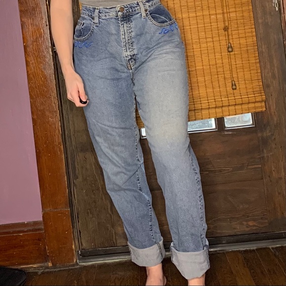 Vintage Light Wash Mom Jeans Hand Painted - Picture 2 of 7